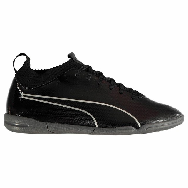 puma indoor football trainers