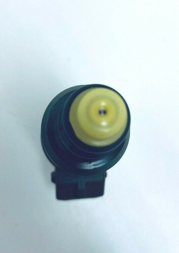 SMP FJ494 NEW Fuel Injector - Picture 3 of 4