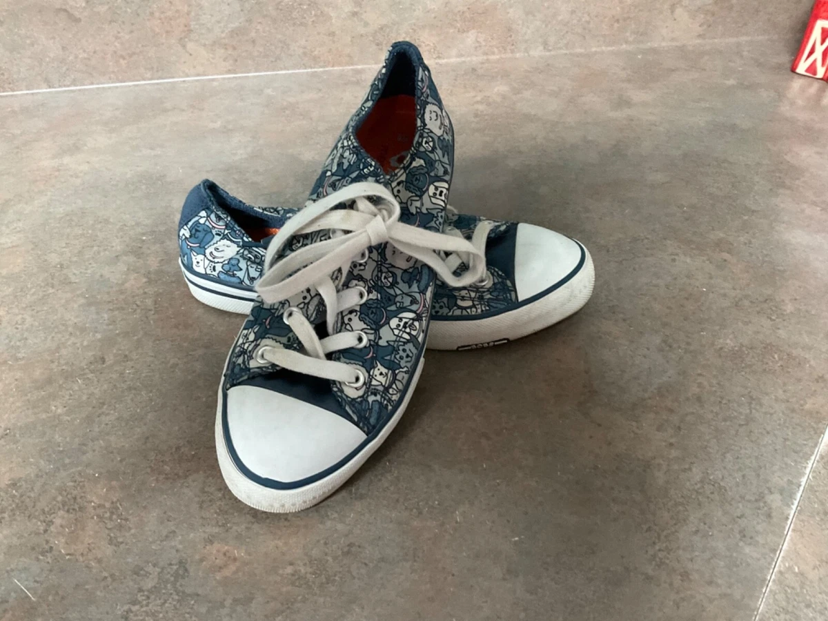 Dog sales print sneakers