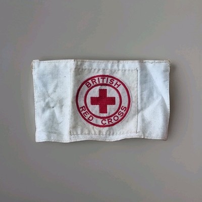 VINTAGE BRITISH MEDIC RED CROSS ARMBAND ORIGINAL