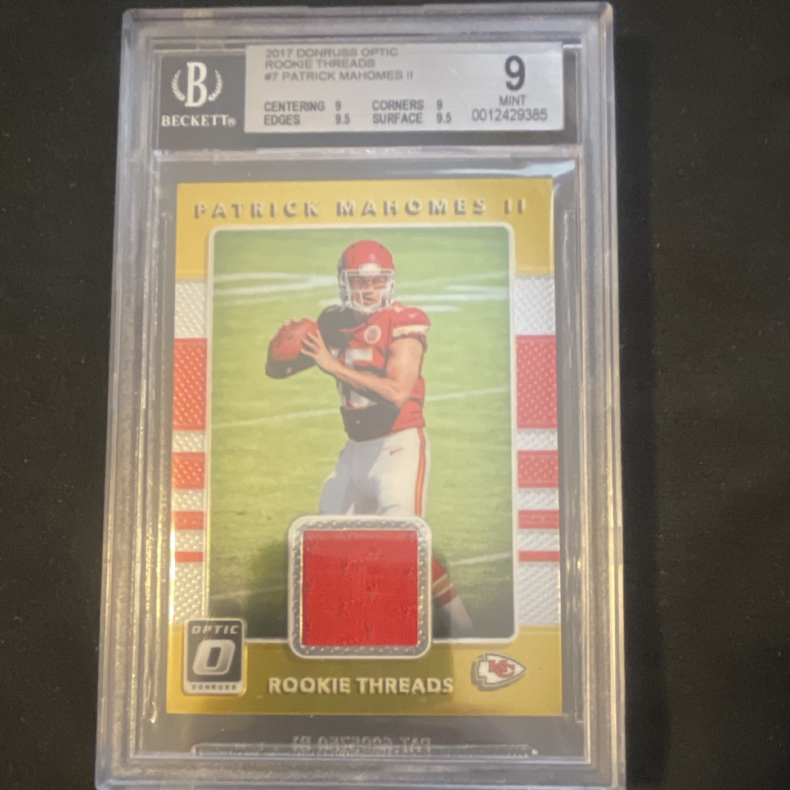Panini 2017 Donruss Optic Rookie Threads Patrick Mahomes II #7 Chiefs BGS 9