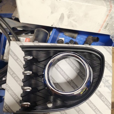 FIAT 500 CHROME FRONT BUMPER MOULDING LH LEFT 735619568 Blende Stoßstange Chrome