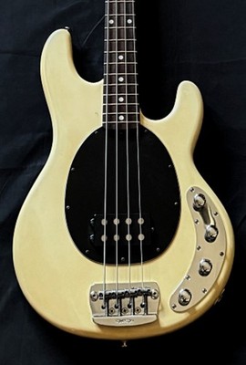 MUSIC MAN StingRay EX
