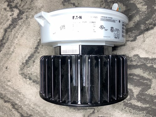 Crouse-Hinds Champ® Pro PVM9LJ/UNV1 Optic Standard High Bay LED Light $9.99 SHIP - Picture 2 of 7