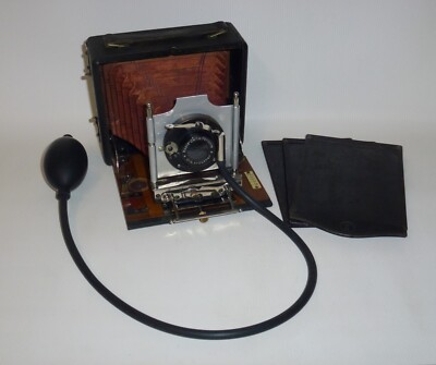 Delta Dr.R.Krugener Germany Wood Folding Camera 9x12cm With Rapid