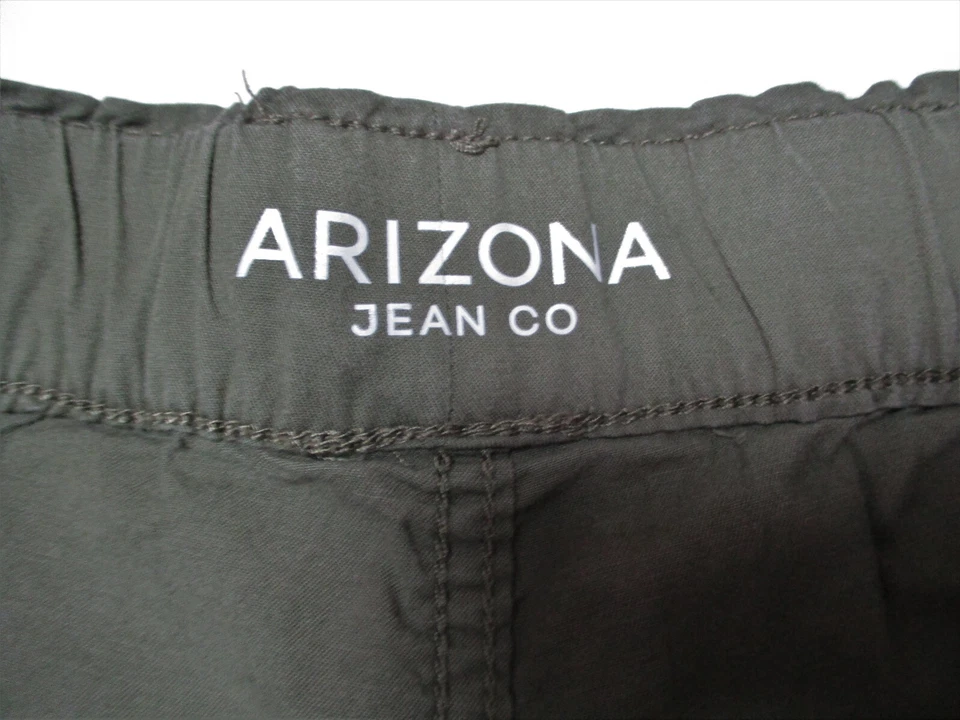 Arizona Jean Co. Pantalones Cortos Niñas 14 Reg. Cintura elástica Shortie verde oliva usada en excelente estado Foto 4 de 4