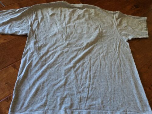 University of Washington Huskies Gray T-shirt size Medium - Picture 3 of 4