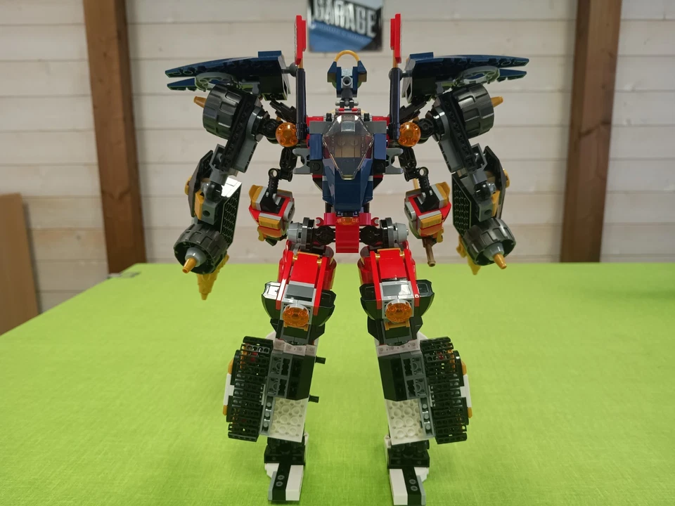 LEGO Ninjago 71765 Ninja Ultra Combo Mech, foto 4 di 5