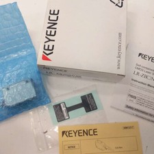 ONE NEW KEYENCE LR-ZB100C3P LASER SENSOR Fast Delivery