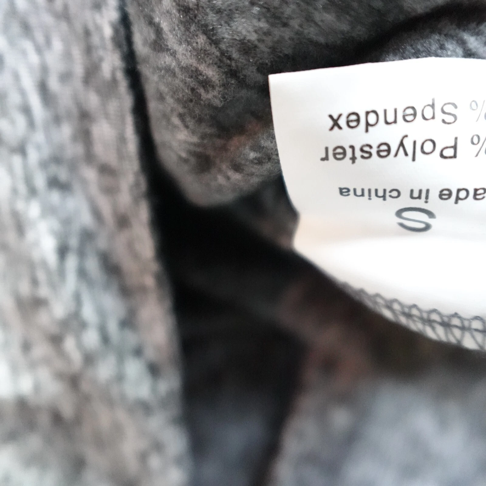 VETEMENTS Top donna Moosungeek piccolo grigio con cappuccio in erica