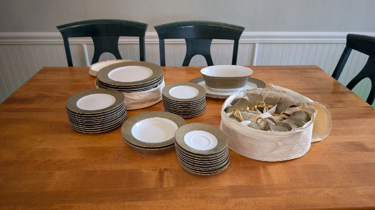 Versailles China In Porcelain Dinnerware for sale | eBay