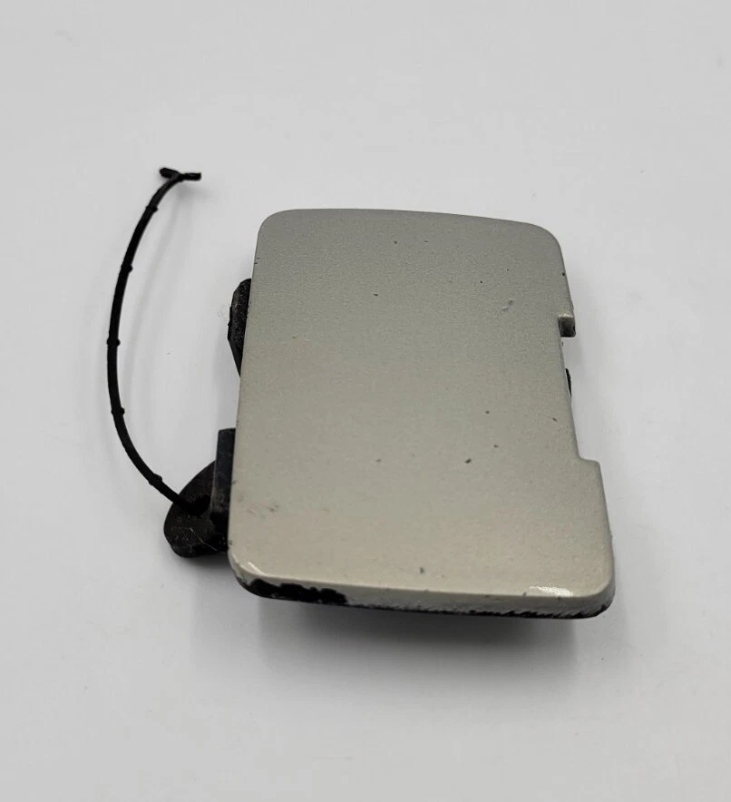 Оригинальная отделка крюком для буксировки переднего бампера Volvo S80 1999-2002 годов выпуска - Изображение 2 из 4