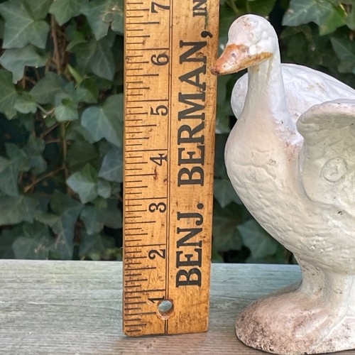 7" Vintage Cast Iron White Painted Chippy Garden Duck / Goose Door Stop - Picture 6 of 7