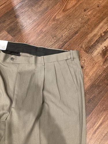 Savane Herren Haifischleder Khaki Bundfaltenhose "Bügelfrei" Komfortbund Taupe 42 X 29 - Bild 3 von 8