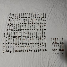 Huge LOT of 100 + Souvenir Spoons Vintage Sta...