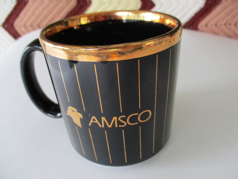 VTG. 40 yr. old AMSCO AMERICAN STERILIZING GOLD LETTERS TRIM COFFEE MUG / CUP