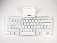 Apple A1359 iPad Keyboard Dock MC5331LL/B 30-Pin Wired Keyboard Stand