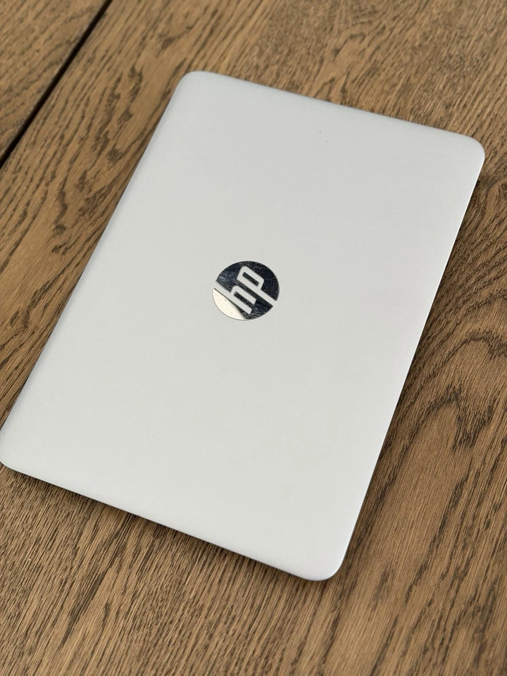 HP EliteBook 820 G3 · i7-6600U · 16GB · 500GB, foto 2 di 3