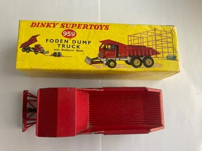 DINKY Supertoys 959 Foden Dump Truck lightly played with original box. Very rare