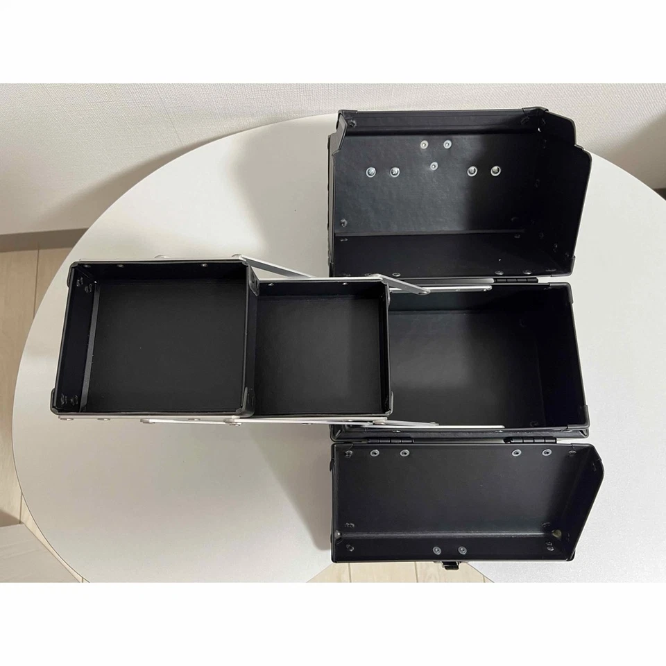 Caja de Maquillaje Pokemon Pikachu Shu Uemura Edición Limitada Colaboración Usada Foto 4 de 4