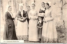 S12730 cpa 79 Costumes Poitevins
