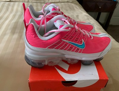 bright pink vapormax