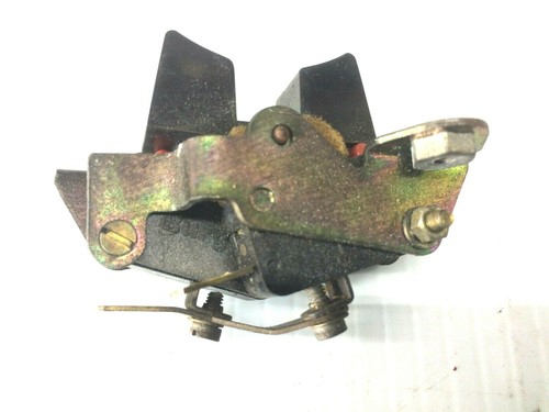 Rolls Royce Spur Bentley left or right rear power door lock switch UD19281 - Picture 2 of 3
