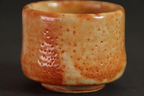Handgetöpferte japanische Shino Sake Schale Guinomi von Shuichi Sawada 6236 - Bild 4 von 9