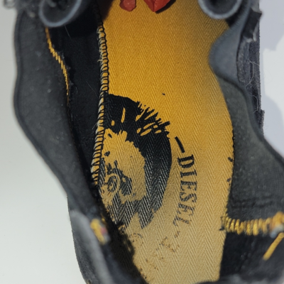 Diesel Bellow Black Suede Lace Up Chukka Men display picture 2