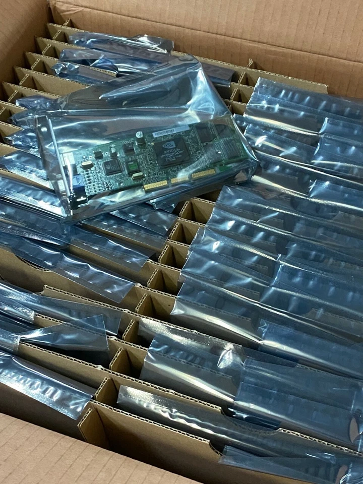 NEW MSI GeForce2 MX200 64MB VGA TV/Out AGP Card MS-8839 64MB 4x AGP Video Card - Image 4 of 4