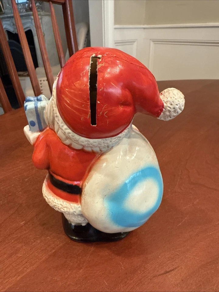 Hucha vintage de plástico duro de Papá Noel Hong Kong años 50’s-70’s Foto 3 de 4