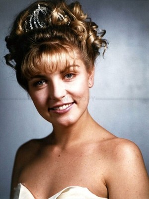 Foto Sheryl Lee - Laura Palmer - Twin Peaks (1990) - Farbe - 15x20