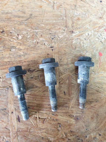 Schrauben Kühlerlüfter Peugeot 206 3 Stk