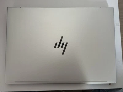 HP EliteBook 640 G11 14" Core Ultra 5 125U 16 Go SSD 238 Go Win 11 Pro - Photo 1/4