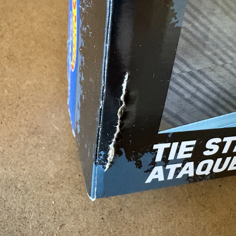 HOT WHEELS - Star Wars Rogue One - Carships - Track Stars - Tie Striker Takedown - Immagine 3 di 4