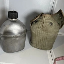 Military U.S. Army WWII 1944 Vollrath Canteen & Holder Japan