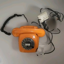 Post Retro Telefon mit  Wählscheibe  in Orange. FeTAP 611 - 2a . Nicht getestet.