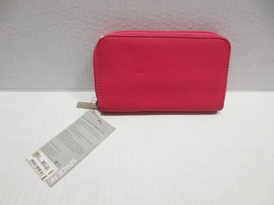 SPACE.NK 4 PIEZAS MINI CEPILLO VIAJERO CON BOLSA ROSA Foto 2 de 3