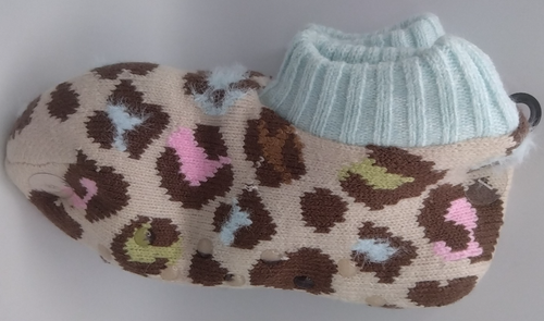 No Boundaries Ladies Beige Design Faux Fur Slipper Socks Size 4-10 - New. (21) - Picture 2 of 14
