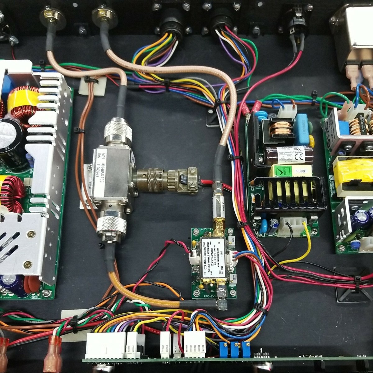 とと RF Central RMTC-II Dual-Band Rack Mount Transmitter | eBay