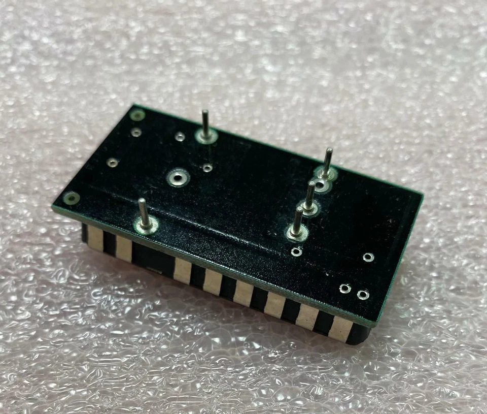 Ericsson MacroDens PKH4111API Isolated DC/DC Converter 5.0V 10W 48V-Input  - Image 2 of 2