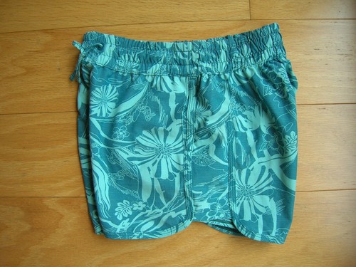 ATHLETA Girls Athletic Running SHORTS Size 12 L Large Green Aqua print EUC - Picture 3 of 7