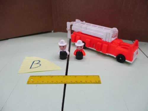 Fisher Price Little People Play family 928 vintage Fire station parts truck b