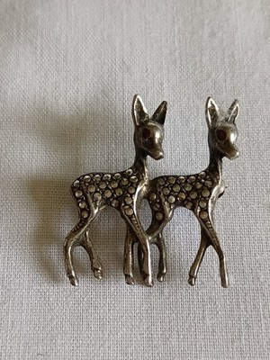 Vintage Silber 835 Markasiten Nieten Hirsch Paar Anstecknadel Brosche Rubinrote Augen