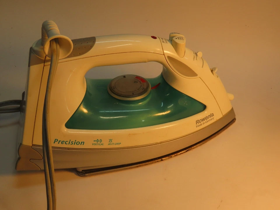 Plancha de vapor vintage Rowenta "Precision", DM580 Alemania, en muy buen estado, blanca/turquesa Foto 2 de 4