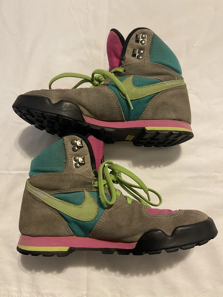 Zapatos de Senderismo Nike Años 90 De Colección Niñas Talla 7 Verde Azul Rosa 910103 TH Sin Stock Foto 2 de 4