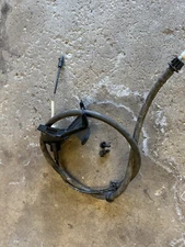 Jeep Wrangler YJ 91-95 Fuel Throttle Accelerator Cable 2.5 4 Cyl Bracket (056)