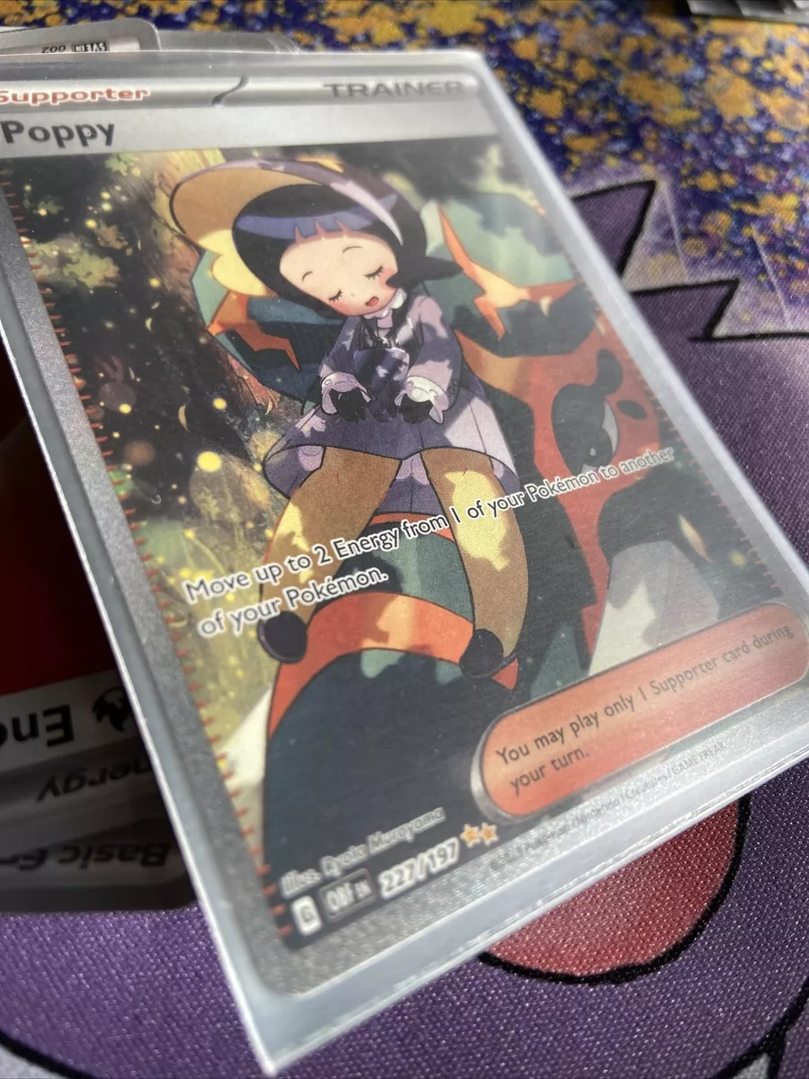 POKEMON TCG VZÁCNÁ POPPY TRAINER 220/197 OBSIDIAN FLAMES