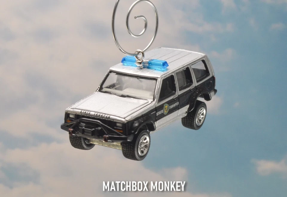 North Carolina State Police Jeep Cherokee XJ Christmas Ornament Patrol Trooper - Image 3 of 4