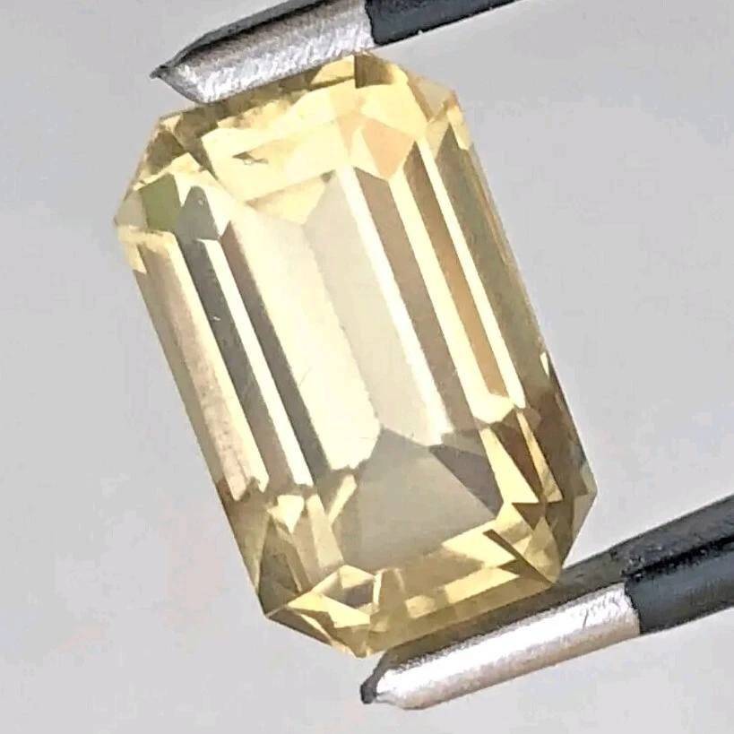 4.90 CT Natural Citrine loose gemstone from Pakistan - Image 4 of 4
